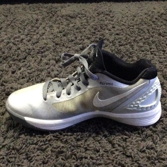 Nike Women’s Size 8 Volley Zoom Hyperspike Pure Platinum/Cool Grey/White - Picture 6 of 12